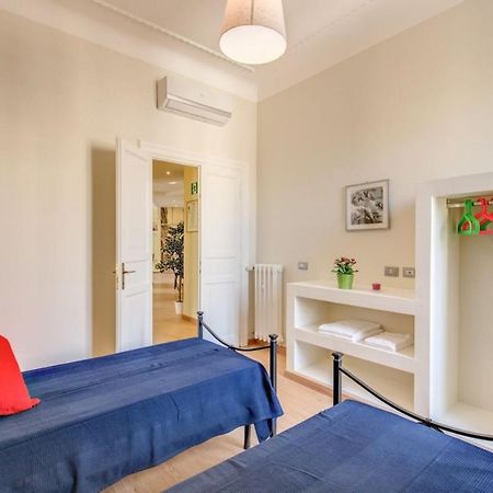 Lovely 4-Bedroom Apartment 30M Sangiovanni Metro Rom Exteriör bild