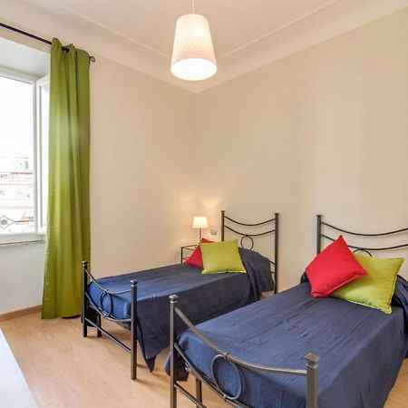 Lovely 4-Bedroom Apartment 30M Sangiovanni Metro Rom Exteriör bild