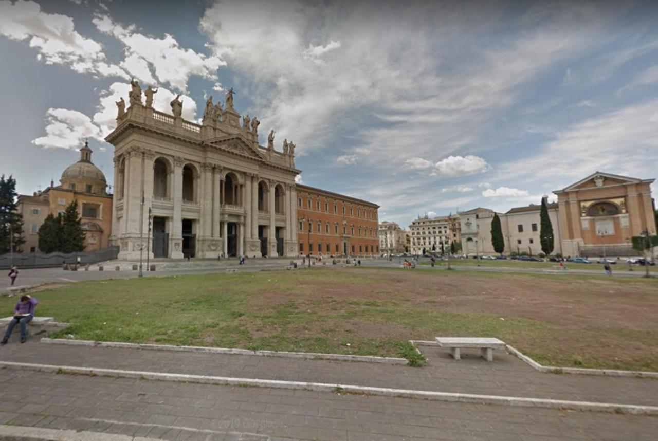 Lovely 4-Bedroom Apartment 30M Sangiovanni Metro Rom Exteriör bild