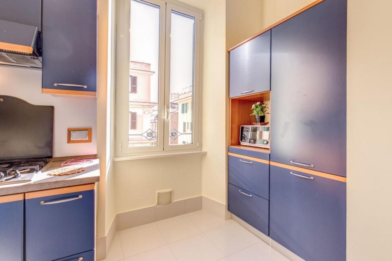 Lovely 4-Bedroom Apartment 30M Sangiovanni Metro Rom Exteriör bild