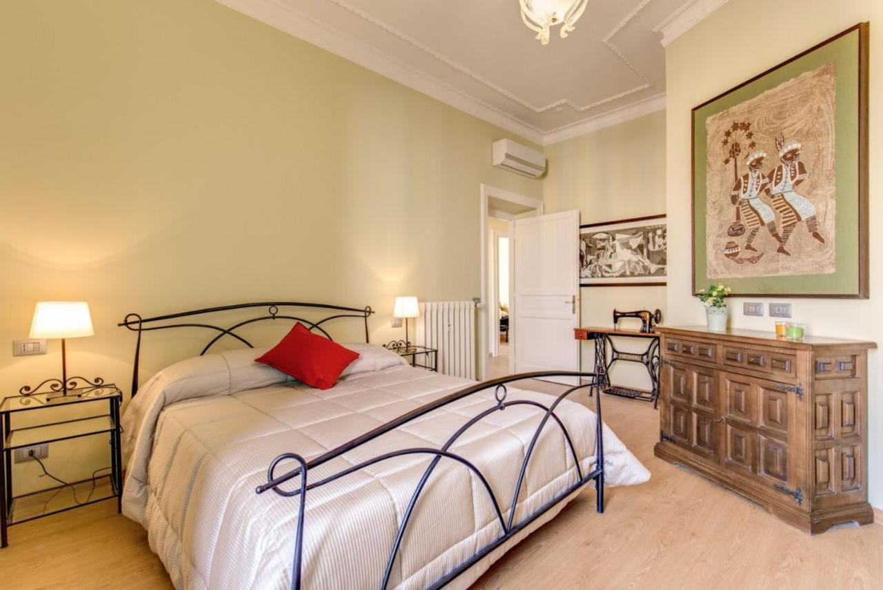 Lovely 4-Bedroom Apartment 30M Sangiovanni Metro Rom Exteriör bild